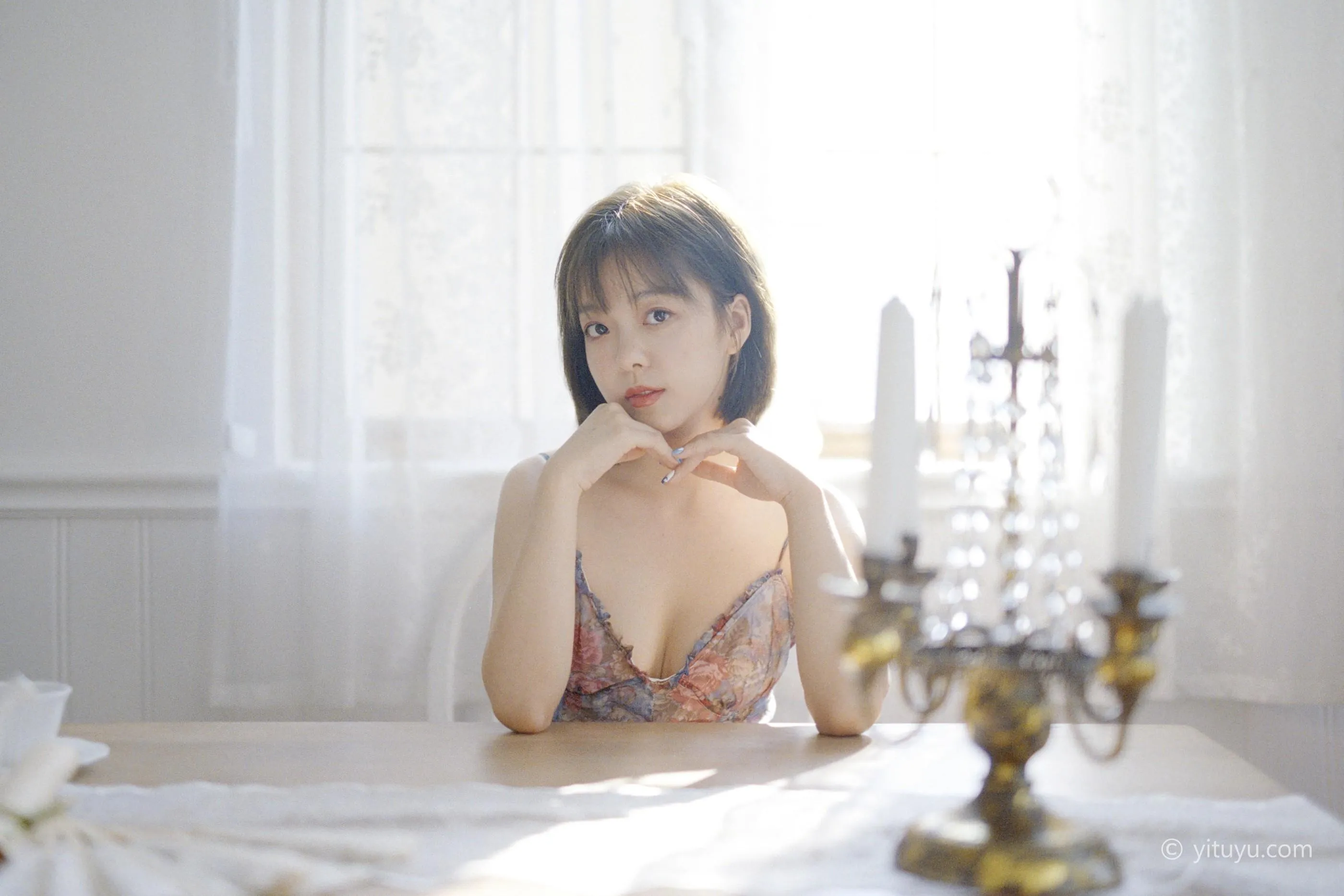 [YITUYU艺图语]2020.11.26 匆匆又夏天 carmen [33P]插图2